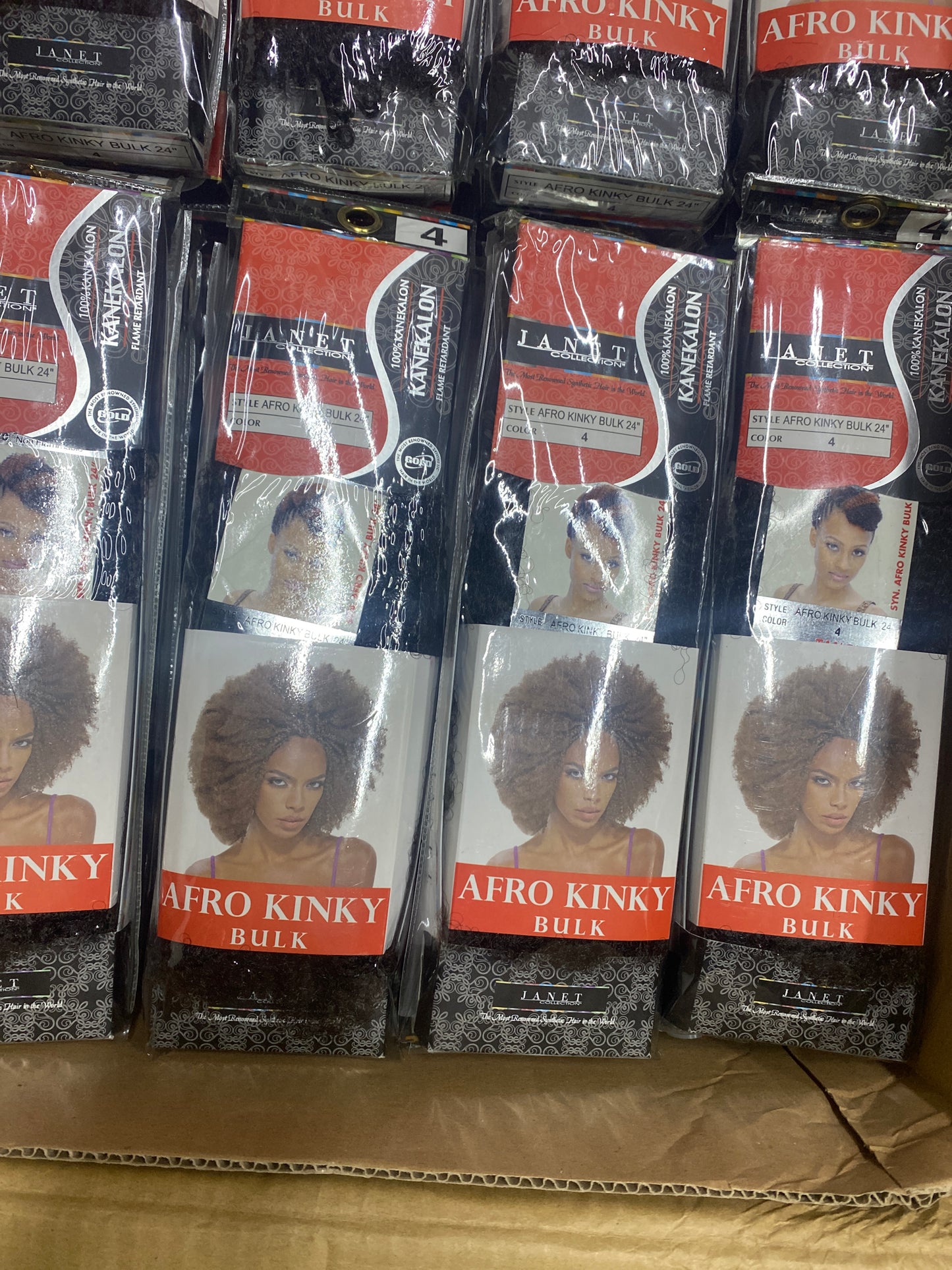 Janet Afro Kinky Bulk 24'' Color 4