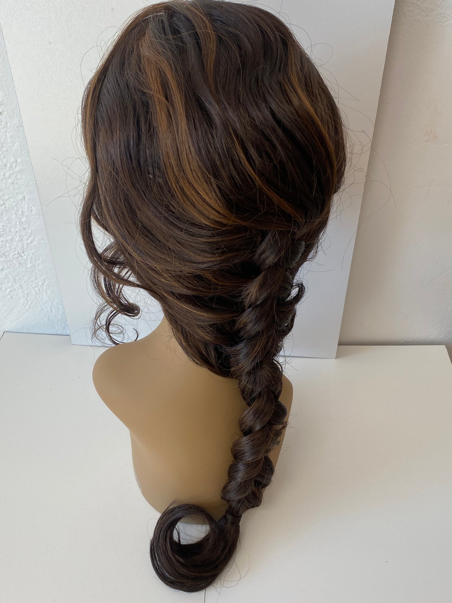 Motown Tress Lace French Braid F4/30 Frost