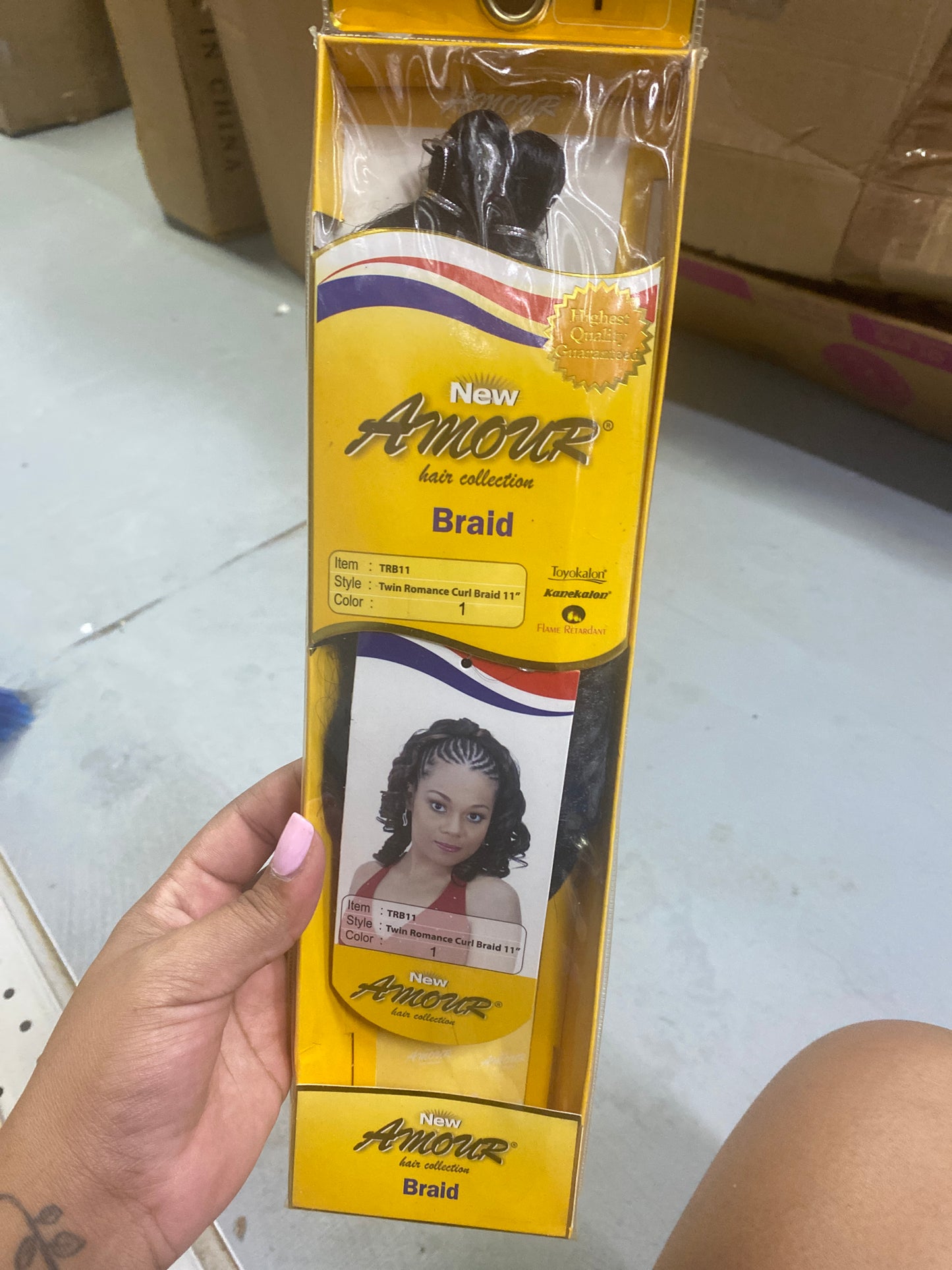 Amour Braid Twin Romance Curl Braid 11'' Color 1